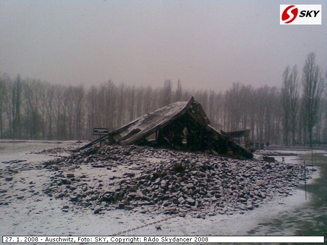 Bval komory Auschwitz II.